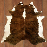 Homeroots 6 Ft Classic Brindled Cowhide Rug Classic Cowhide 334406