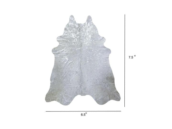 Homeroots 6.5 Ft  Silver Devore Brindled Cowhide Rug Silver Devore Cowhide 334420