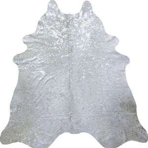 HomeRoots 6' Handmade Cowhide Area Rug - Rustic Elegance, Unique Texture, Durable Design for Any Space Silver Devore 334420