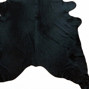 Homeroots 6' X 7' Black Cowhide Handmade Area Rug Natural Cowhide 334422