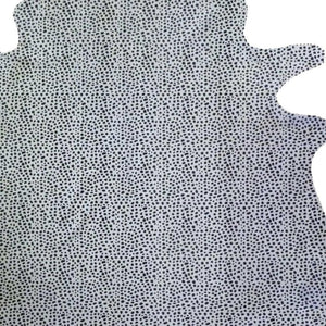 HomeRoots 6' X 7' Red Cowhide Handmade Area Rug - Luxurious Texture, Unique Craftsmanship for Any Space Black and White 334432