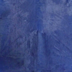 Homeroots 6 Ft Navy Dyed Stenciled Cowhide Rug Navy Dyed Cowhide 334439