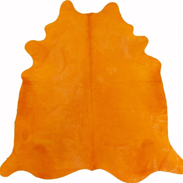 HomeRoots 6' X 7' Red Cowhide Handmade Area Rug - Luxurious Texture, Unique Craftsmanship for Any Space Vibrant Orange 334440