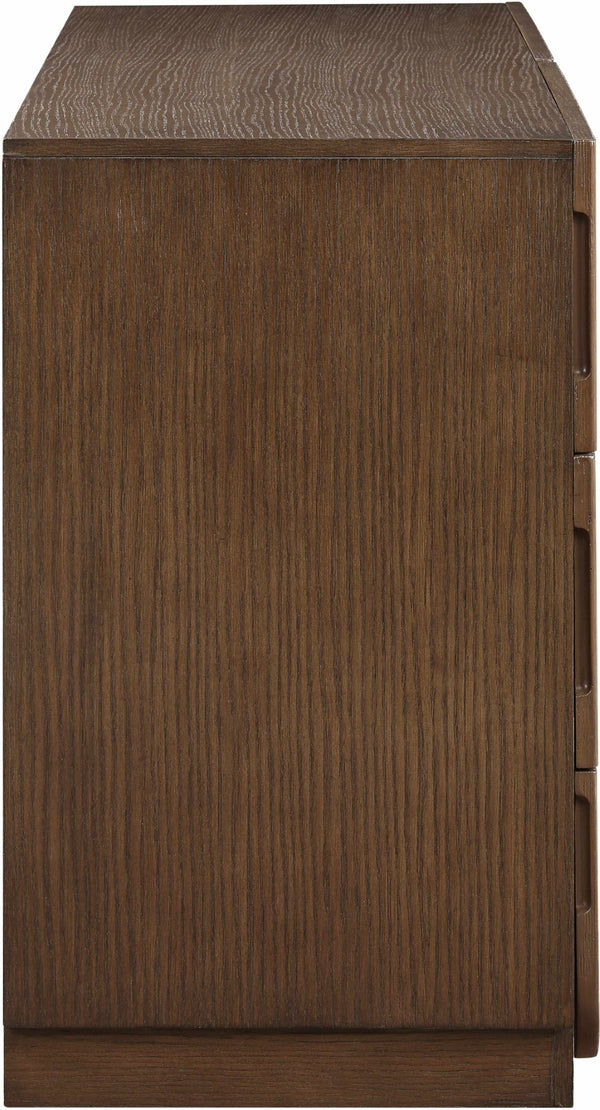 Meridian Furniture Scallop Art Deco Fluted Oak Veneer Dresser with Statement Style for Primary Bedroom Storage Brown 334Brown-D