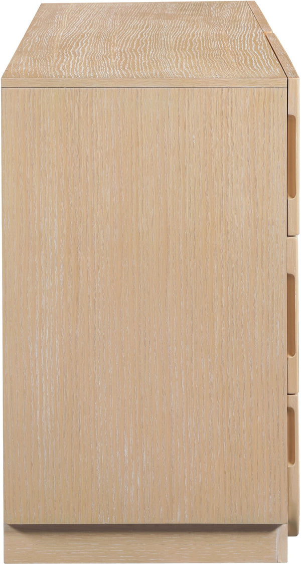 Meridian Furniture Scallop Art Deco Fluted Oak Veneer Dresser with Statement Style for Primary Bedroom Storage Natural 334Natural-D