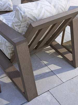 Lexington Tommy Bahama Outdoor 3370-11-40 Lounge Chair - Embrace Durability And Style With Eco-friendly Mozambique Outdoor Design  Wood 3370-11-40