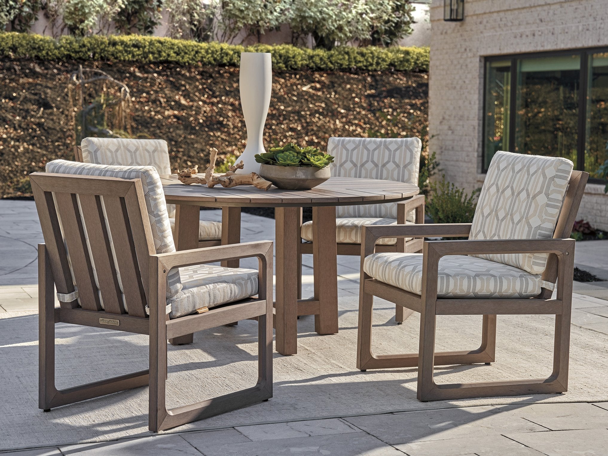Tommy Bahama Outdoor Mozambique Dining Table - Thumbnail 3
