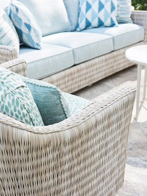 Lexington Tommy Bahama Outdoor 3430-10sw-40 Seabrook Swivel Lounge Chair - Elegant Outdoor Seating With All-weather Wicker Design  Wood 3430-10sw-40