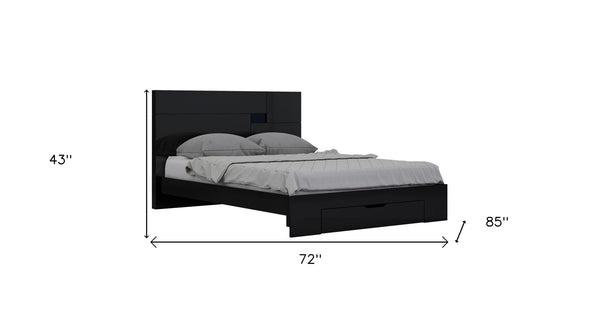 Homeroots Solid Wood King Black Bed Balck Solid Manufactured Wood 343924