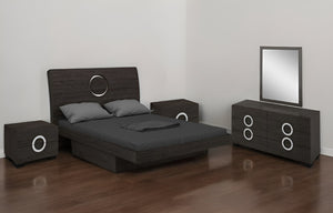 HomeRoots Four Piece Gray Solid Wood Bedroom Set - Modern Design with Mirror, Ample Storage & Durability 343929