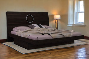 Homeroots Queen Wood Brown Bed Wenge High Gloss 343939
