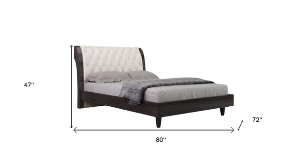 HomeRoots Four Piece Beige Bedroom Set with Mirror - Modern Solid Wood Furniture for Stylish Organization 343984
