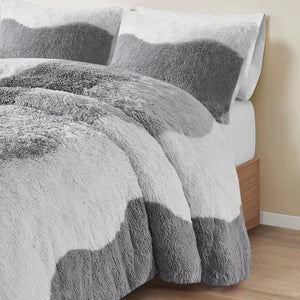 English Elm Full/Queen Cassie Ombre Shaggy Faux Fur Comforter Set - Tonal Wave Stripes, Dustproof, OEKO-TEX, Antimicrobial B035P148299