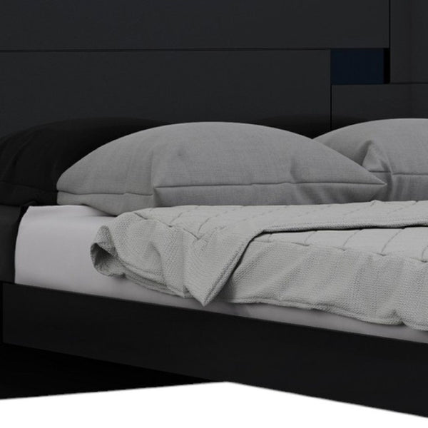 HomeRoots Four Piece Black Solid Wood Bedroom Set – Stylish Modern Design with Dresser, Mirror & Storage Solutions 343990