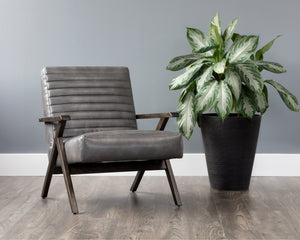 Sunpan Peyton Lounge Chair - Mid-Century Modern Design with Retro Flair and Distressed Brown Oak Frame Cantina Magnetite