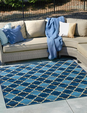 Unique Loom Outdoor Trellis Eden Trellis Machine Made Plaid Rug Blue, Beige/Navy Blue 5' 4" x 6' 1"
