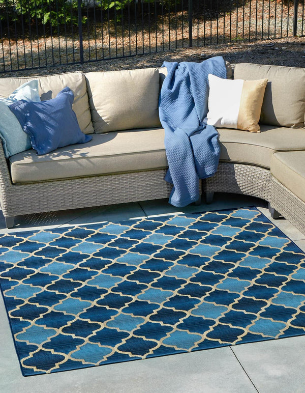Unique Loom Outdoor Trellis Eden Trellis Machine Made Plaid Rug Blue, Beige/Navy Blue 5' 4" x 6' 1"