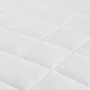 English Elm Down Breathable Nylon-Jersey Down Alternative Blanket — Cool, Silky, Wrinkle-Resistant Microfiber, Noiseless Quilted Twin White 15.75 L x 12.99 W x 4.53 H B035P266700