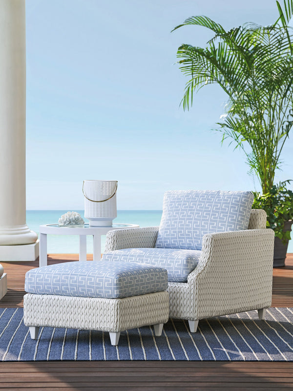 Lexington Tommy Bahama Outdoor 3460-44-40 Ottoman - Elevate Outdoor Living With Coastal Elegance And Luxurious Customization Options  Wood 3460-44-40