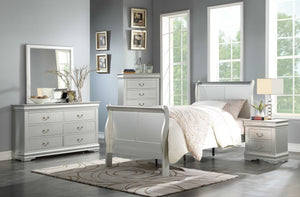 Homeroots 41" X 85" X 47" Platinum Wood Twin Bed  Wood 347107