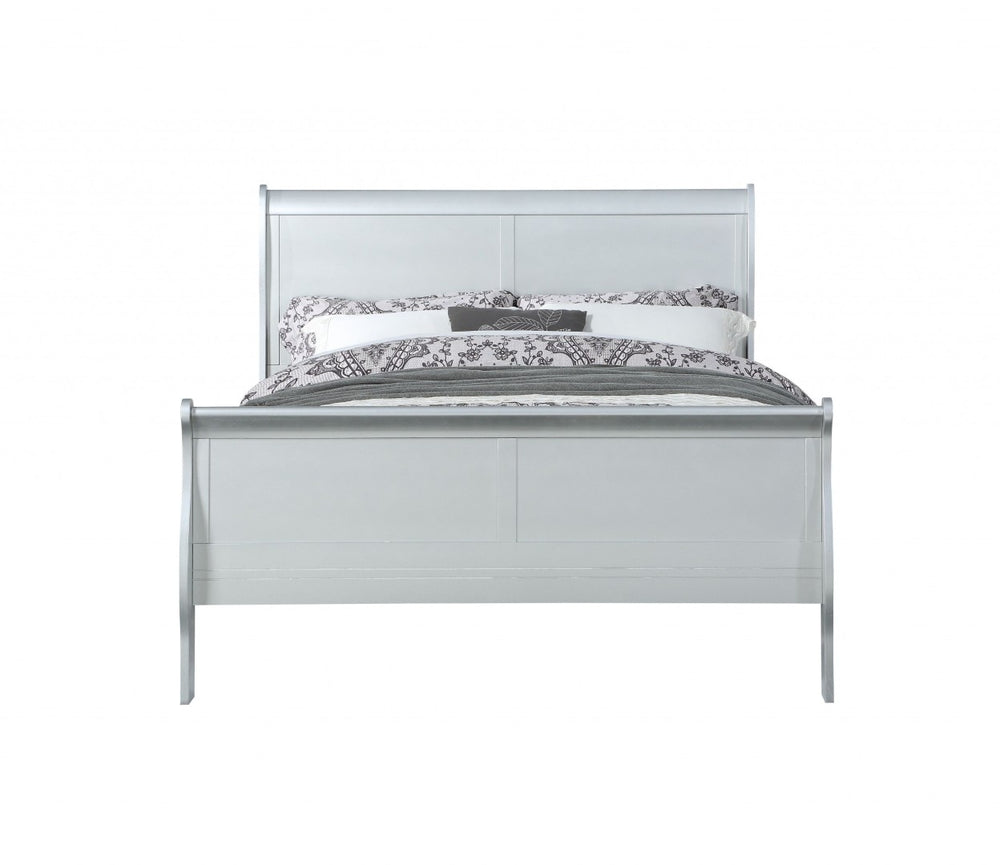 HomeRoots King Silver Sleigh Bed - Elegant Design for Timeless Sophistication and Luxurious Comfort in Bedrooms Eastern King 347109