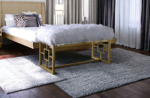 Homeroots 18" White And Gold Upholstered Faux Fur Bench  Metal 347540
