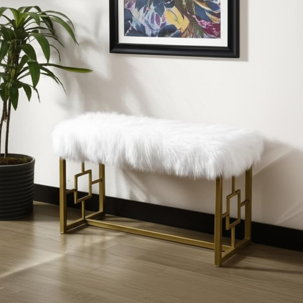 HomeRoots 18" White Faux Fur Bench with Glamorous Gold Metal Base - Stylish Seating for Any Room Decor 21" 347540