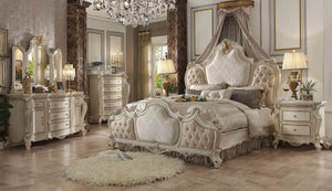 Homeroots King Tufted Beige Upholstered 100% Polyester Bed With Nailhead Trim  Polyresin And Manufactured Wood 348203
