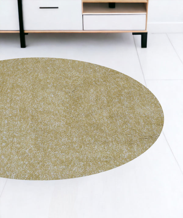 Homeroots 8' Round  Polyester Yellow Heather Area Rug  Polyester 349775