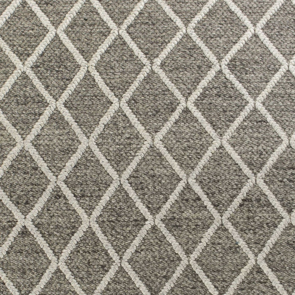 Homeroots 5' X 7' Dark Gray And Ivory Wool Diamond Hand Woven Berber Area Rug  Wool 349795