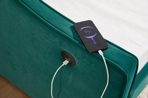 English Elm Twin Velvet Daybed with Pull Out Trundle Tufted Back Usb Port and Side Pockets Emerald W1361S00038