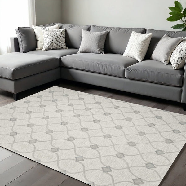 HomeRoots 8' Elegant Hand-Tufted Wool Area Rug in Ivory and Gray Ogee Pattern for Cozy Modern Spaces 8' X 10' 349951
