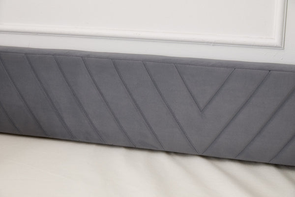 English Elm Twin Velvet Upholstered Daybed with Trundle, V-Pattern Backrest, USB Port, Side Pockets, Sturdy Design Grey W1361S00040