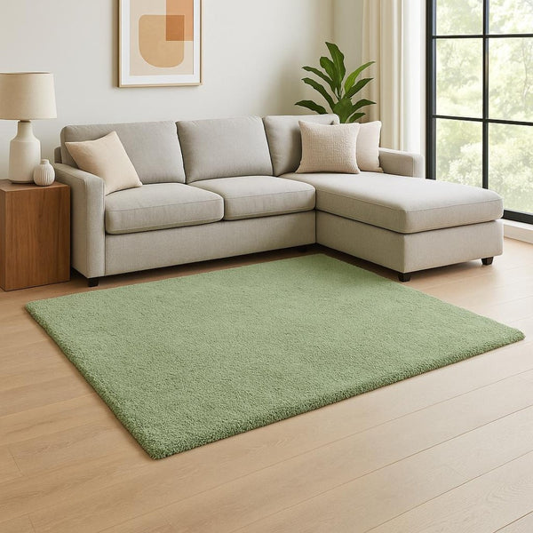 HomeRoots 8' Green Round Hand-Woven Area Rug - Artisan Crafted, Versatile Design for Living Spaces & Dining Rooms 8' X 11' 350080