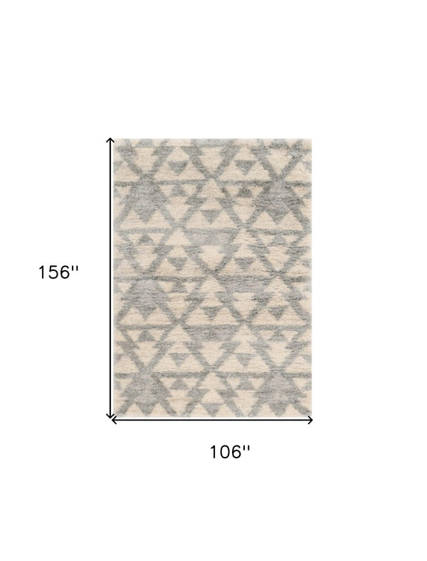 HomeRoots 8' Contemporary Ivory and Gray Geometric Area Rug for Modern Living Spaces - Durable & Stylish Design 8' X 13' 350104