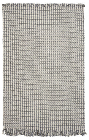 HomeRoots 7' Gray and Ivory Wool Hand Woven Area Rug – Unique Artisan Craftsmanship for Timeless Elegance 7' X 9' 350146