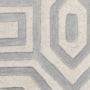 HomeRoots 8' Hand-Tufted Gray Wool Geometric Area Rug for Modern Elegance and Cozy Comfort in Your Home 8' X 10' 350246