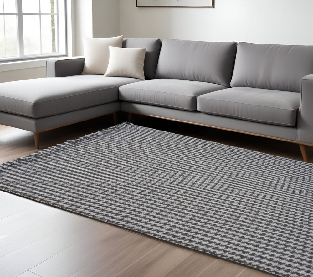 HomeRoots 9' Hand-Woven Wool Houndstooth Area Rug in Gray & Light Gray - Elegant, Durable, Timeless Style 9' X 12' 350264