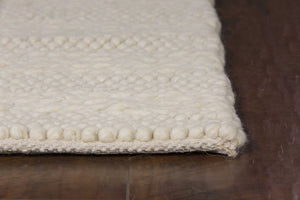 HomeRoots 5' Hand-Woven Ivory and White New Zealand Lambs Wool Area Rug for Stylish Home Décor and Comfort 8' X 10' 350291