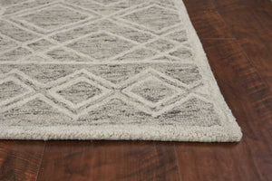 Homeroots 9' X 12' Sand Beige Hand Tufted Diamond Pattern Indoor Area Rug  Wool 350504