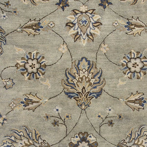 HomeRoots 9' Hand-Tufted Wool Floral Area Rug for Timeless Elegance and Warmth in Large Living Spaces 9' X 13' 350611