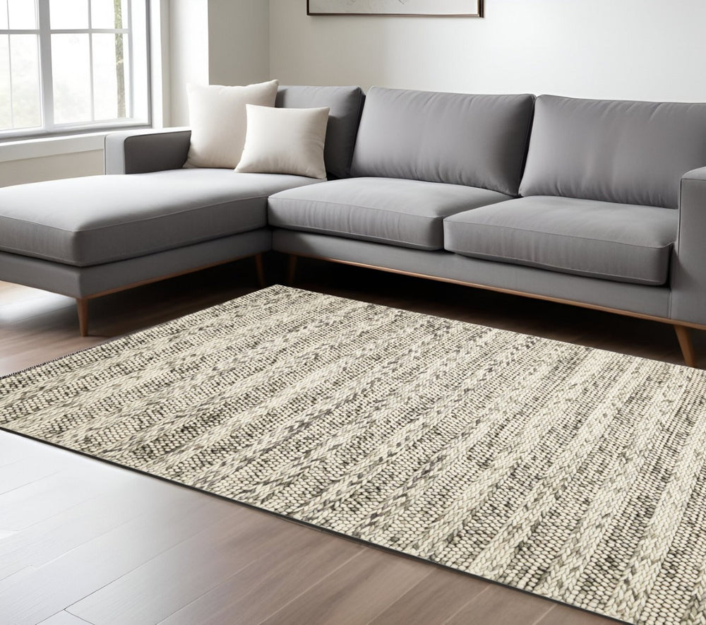 HomeRoots 9' Hand-Woven Wool Striped Area Rug - Artisan Crafted, Durable, Soft Texture for Modern Spaces 9' X 13' 350614