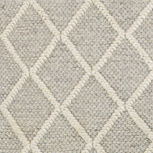 Homeroots 9' X 13' Grey Hand Woven Diamond Pattern Indoor Area Rug  Wool 350618