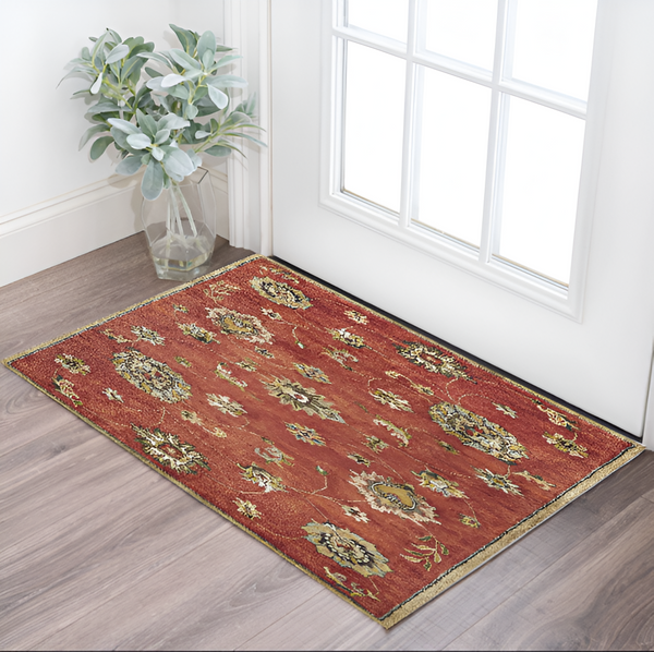Homeroots 3' X 5' Red Hand Tufted Wool Traditional Floral Indoor Area Rug  Wool 352312