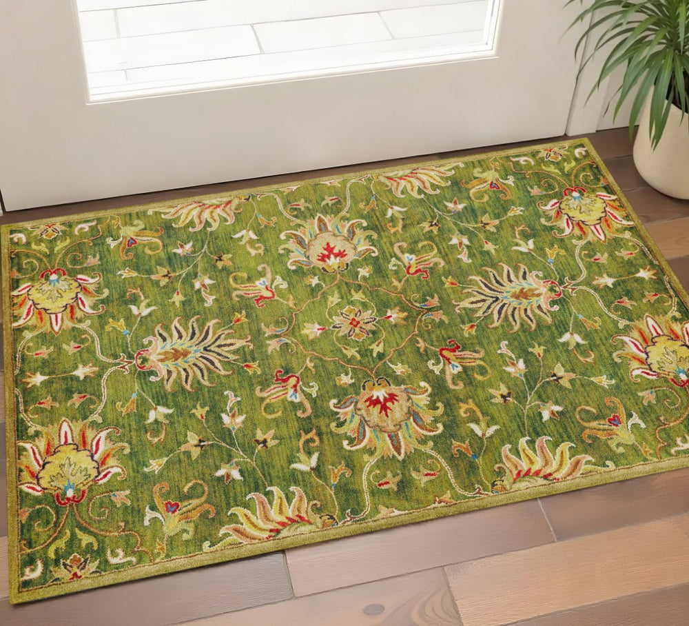 HomeRoots 8' Hand-Tufted Wool Area Rug with Elegant Floral Medallion Design in Rich Green, Red & Ivory Tones 3' X 5' 352322