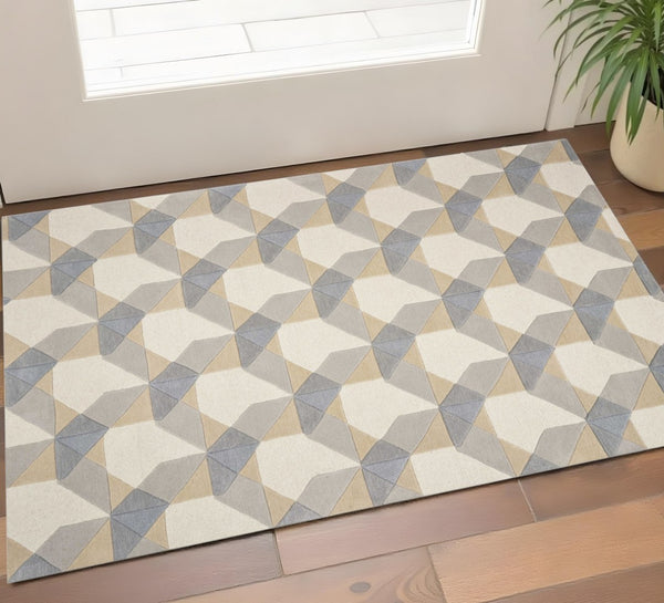 HomeRoots 3'' Ivory Gray and Cream Wool Geometric Area Rug - Soft, Modern Elegance for Any Space 3' X 5' 352351