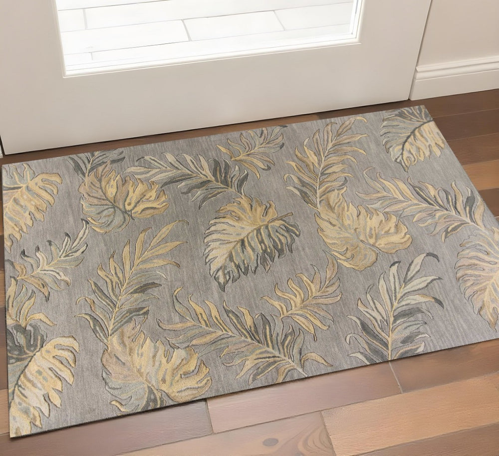 HomeRoots 5' Elegant Gray and Taupe Hand-Tufted Wool Area Rug with Botanical Leaves for Cozy Living Spaces 3' X 5' 352454