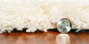 Homeroots 5' X 8' Ivory Grey Machine Woven Chain Link Indoor Area Rug  Polypropylene 352488