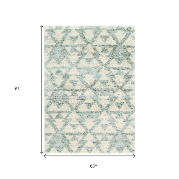 HomeRoots 5' Ivory and Gray Geometric Area Rug - Modern, Durable, Stain-Resistant Design for High-Traffic Spaces 5' X 8' 352489