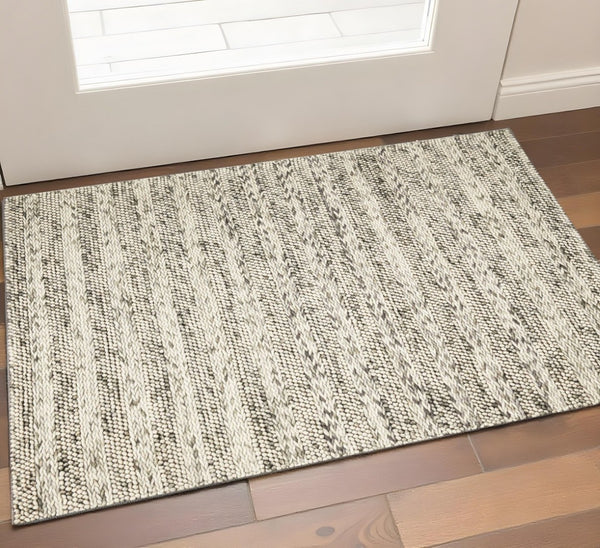 HomeRoots 5' Hand-Woven Gray and Ivory Wool Striped Area Rug for Timeless Elegance and Cozy Comfort 3' X 5' 352533